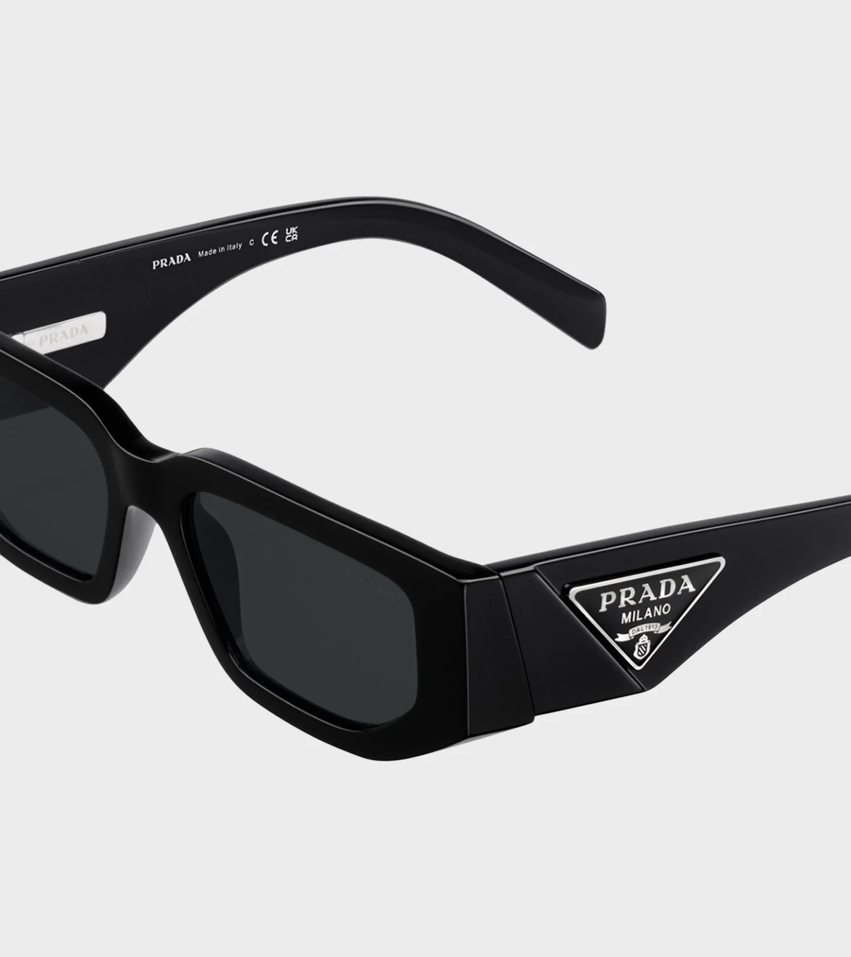 0PR 09ZS Black Dark Grey