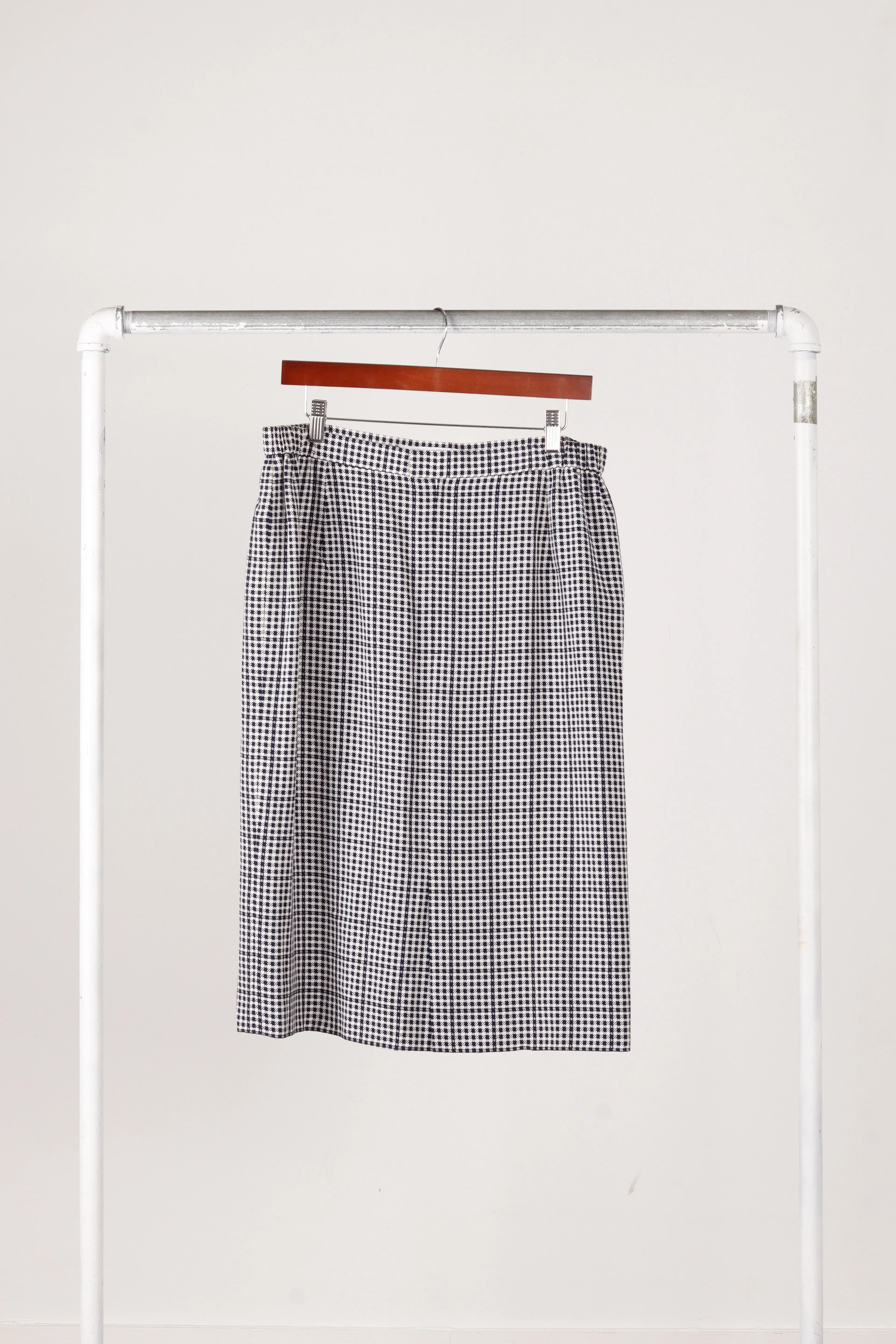 90's Givenchy Glamour 'Houndstooth' Pencil Skirt