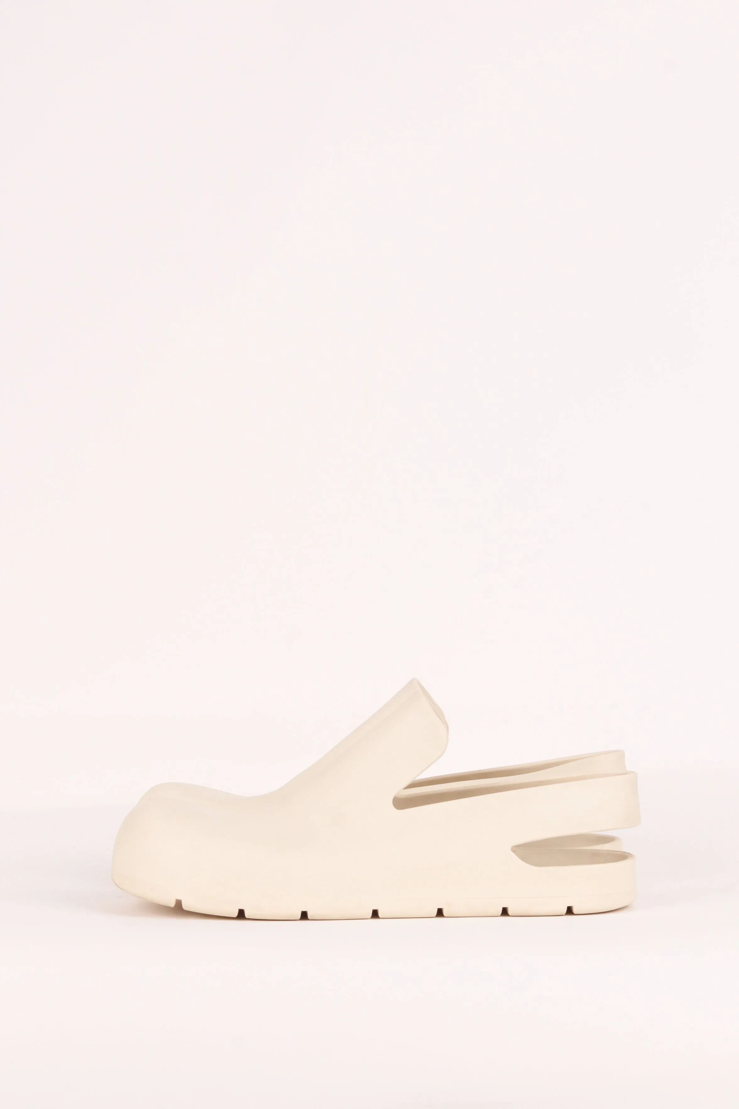 Bottega Veneta SS21 'Slingback Puddle' Loafers Sea Salt Beige (2021)