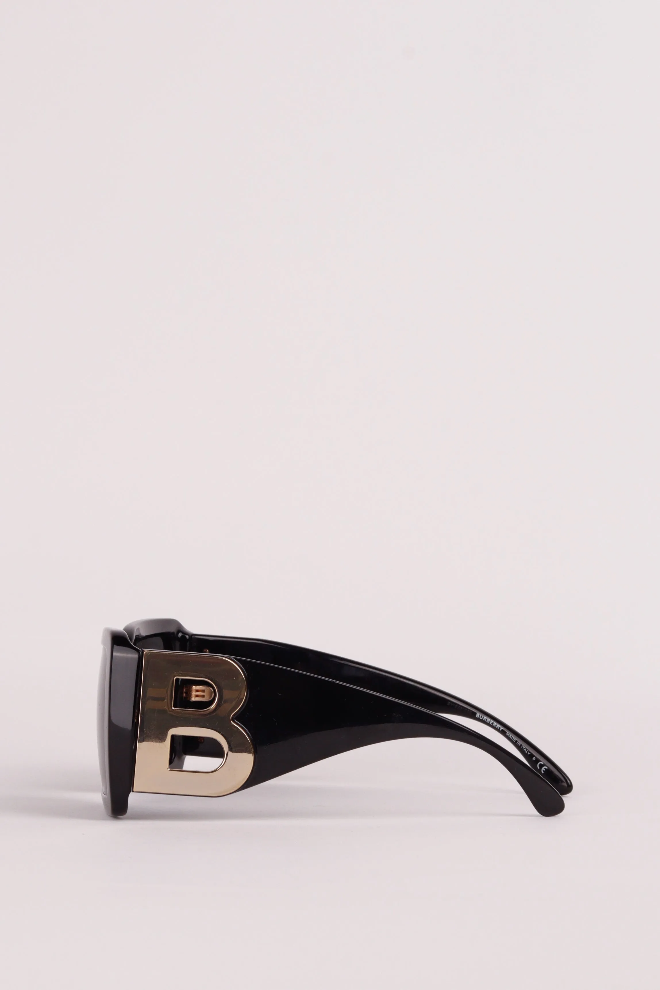 Burberry SS20 'Wide Frame B' Sunglasses Black Gold (2020)