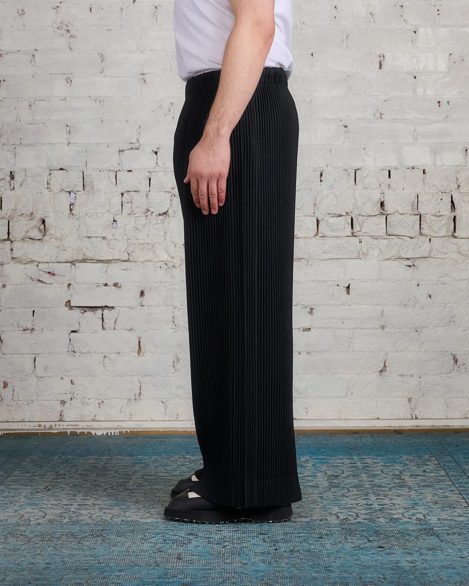 HOMME PLISS ISSEY MIYAKE Pleats September Straight Pant Black