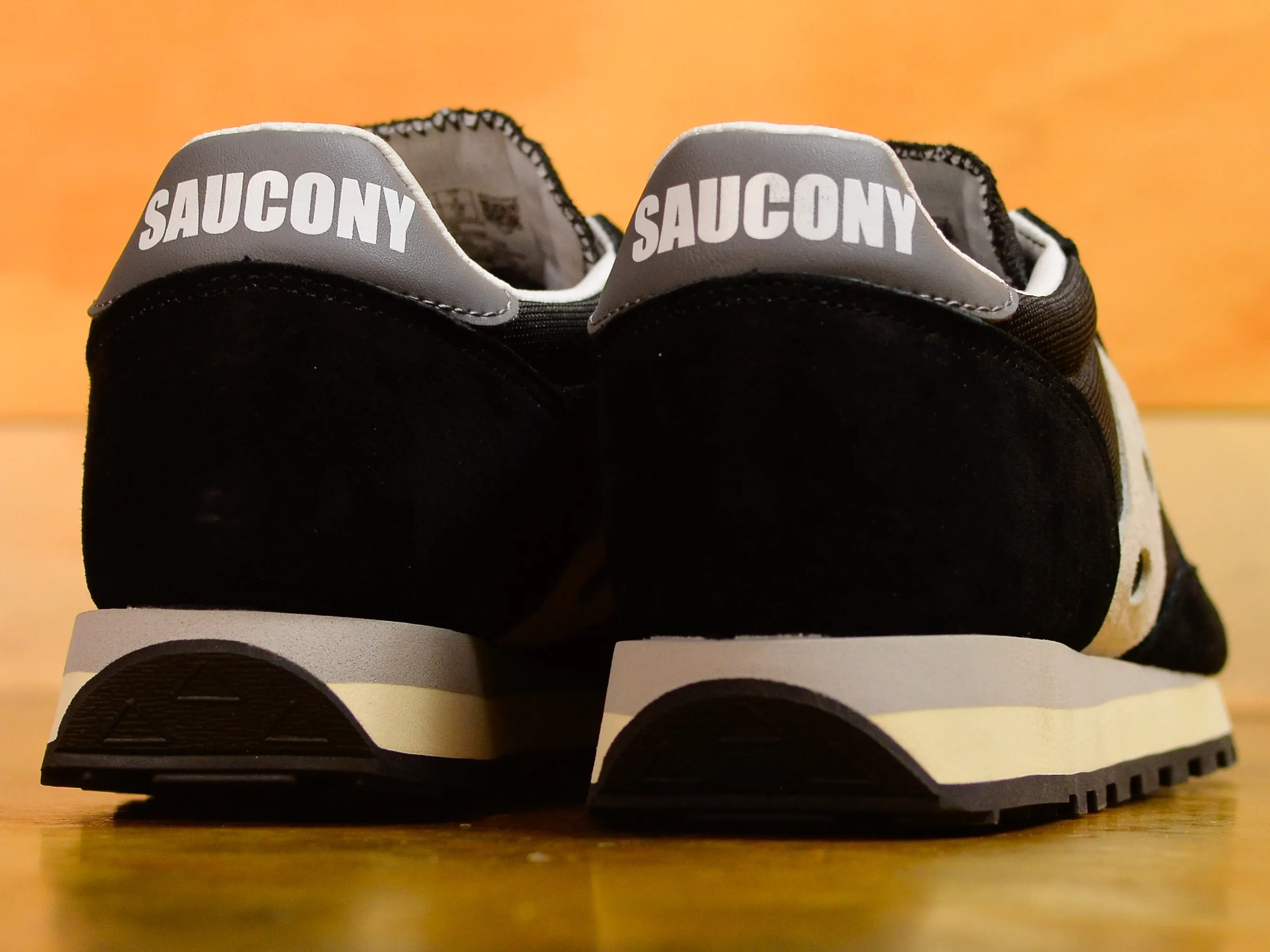 Jazz 81 - Black / Grey