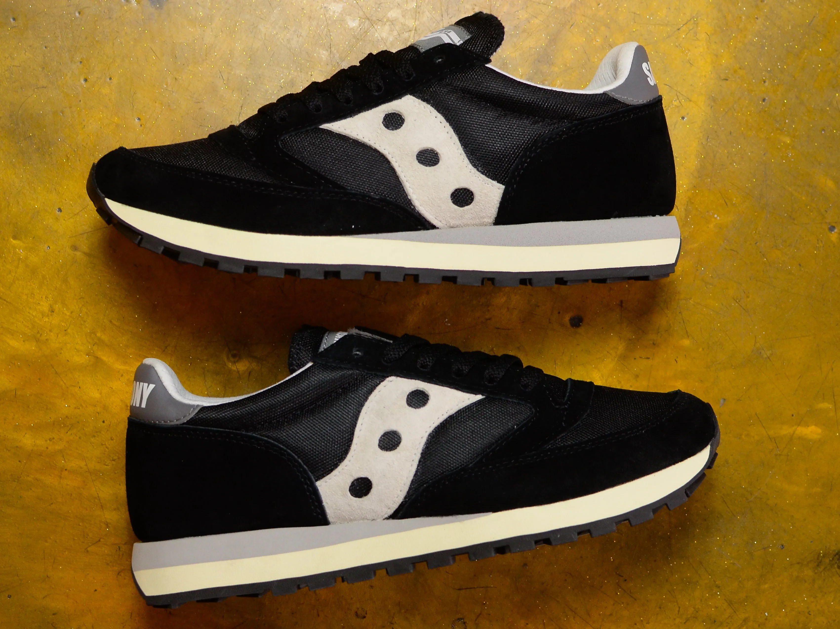Jazz 81 - Black / Grey