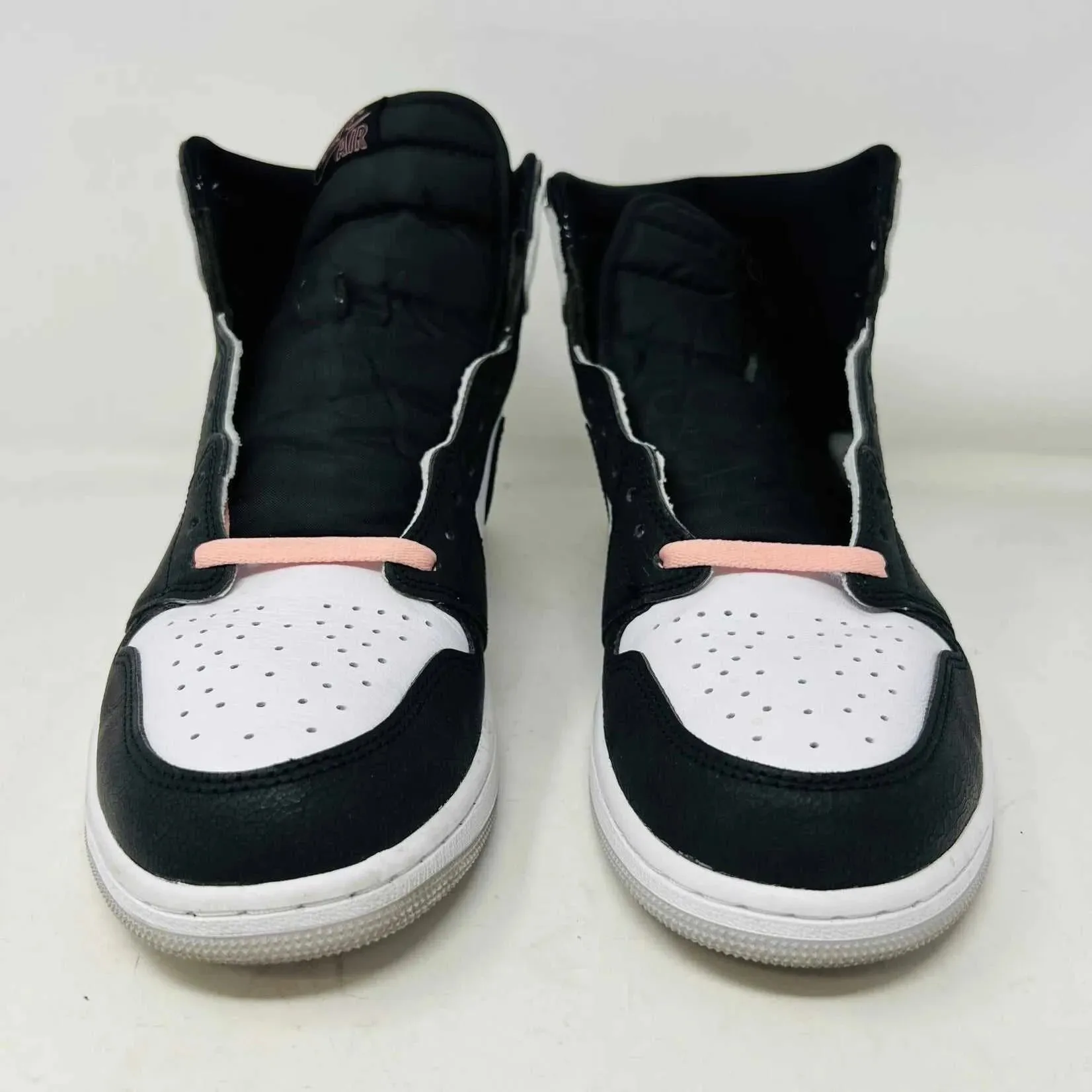 Jordan 1 Retro High OG Bleached Coral