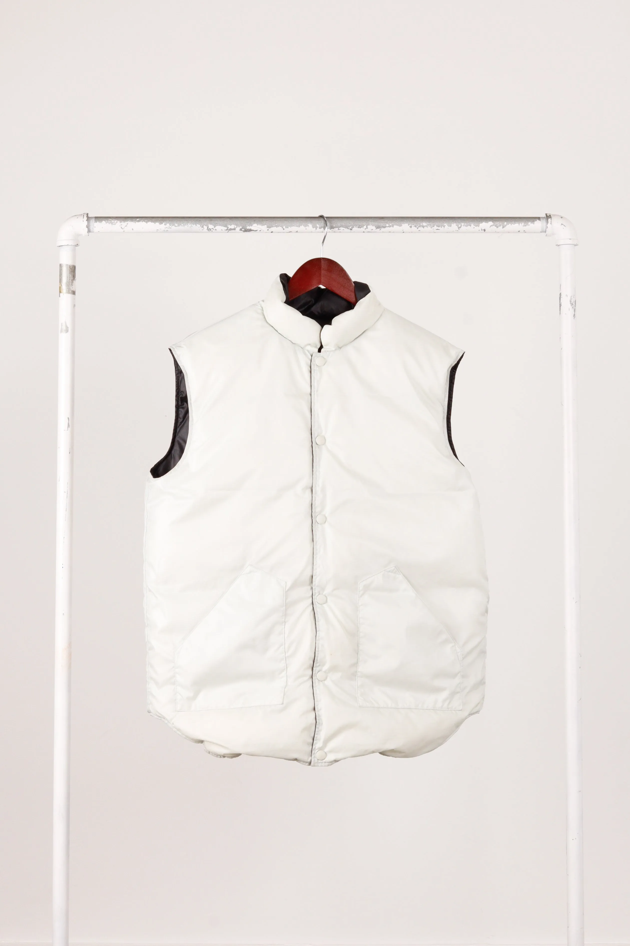 KAWS x Original Fake FW07 'Victory' Reversible Down Vest Black (2007)