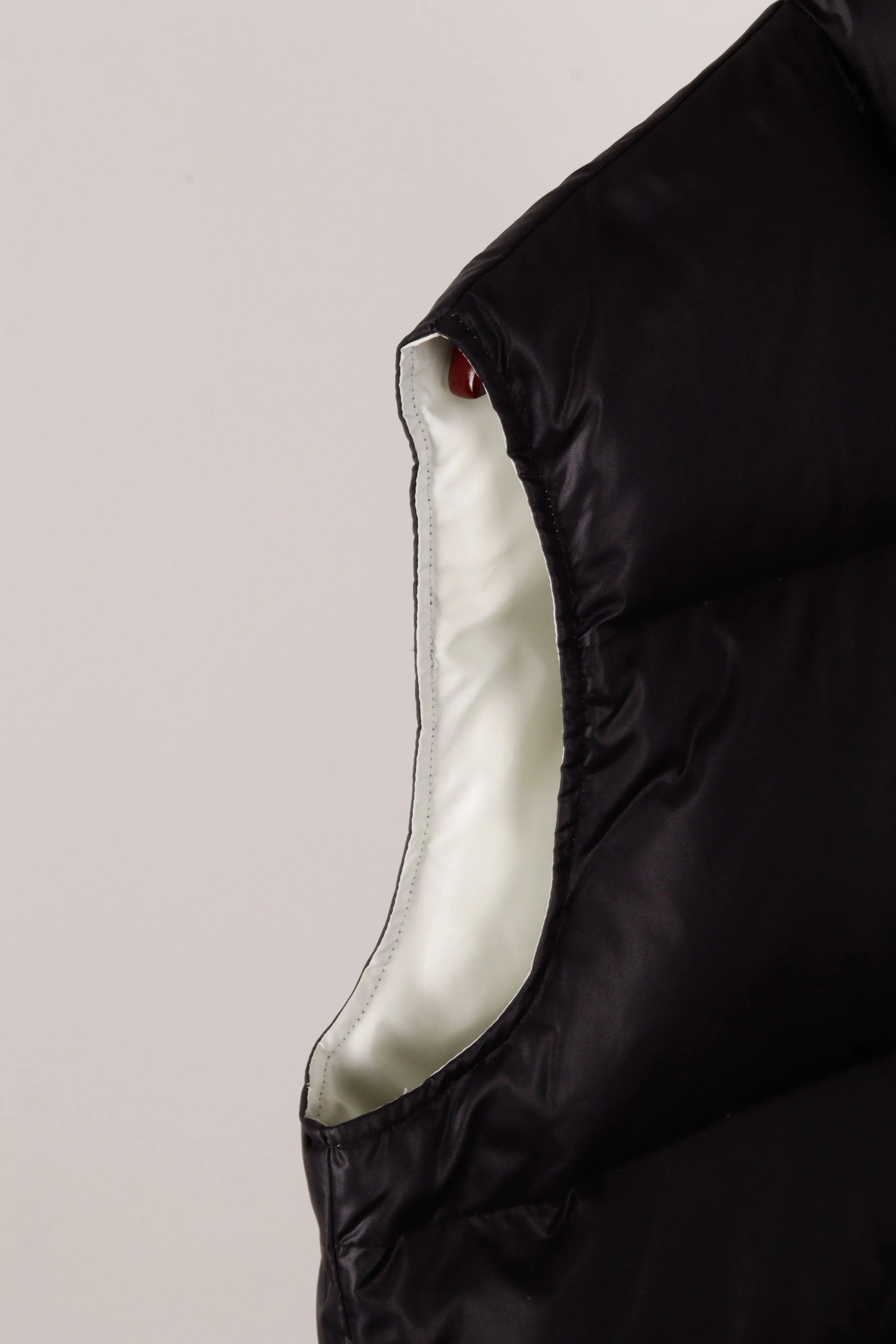 KAWS x Original Fake FW07 'Victory' Reversible Down Vest Black (2007)