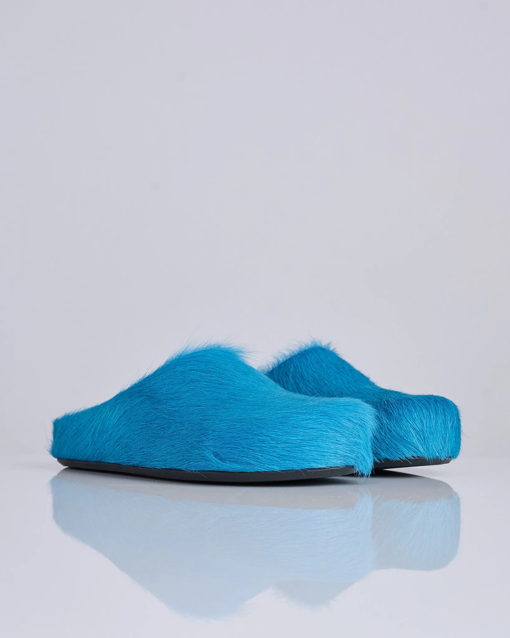 Marni Fussbett Sabot Shaded Long Hair Calf Blue Lilac