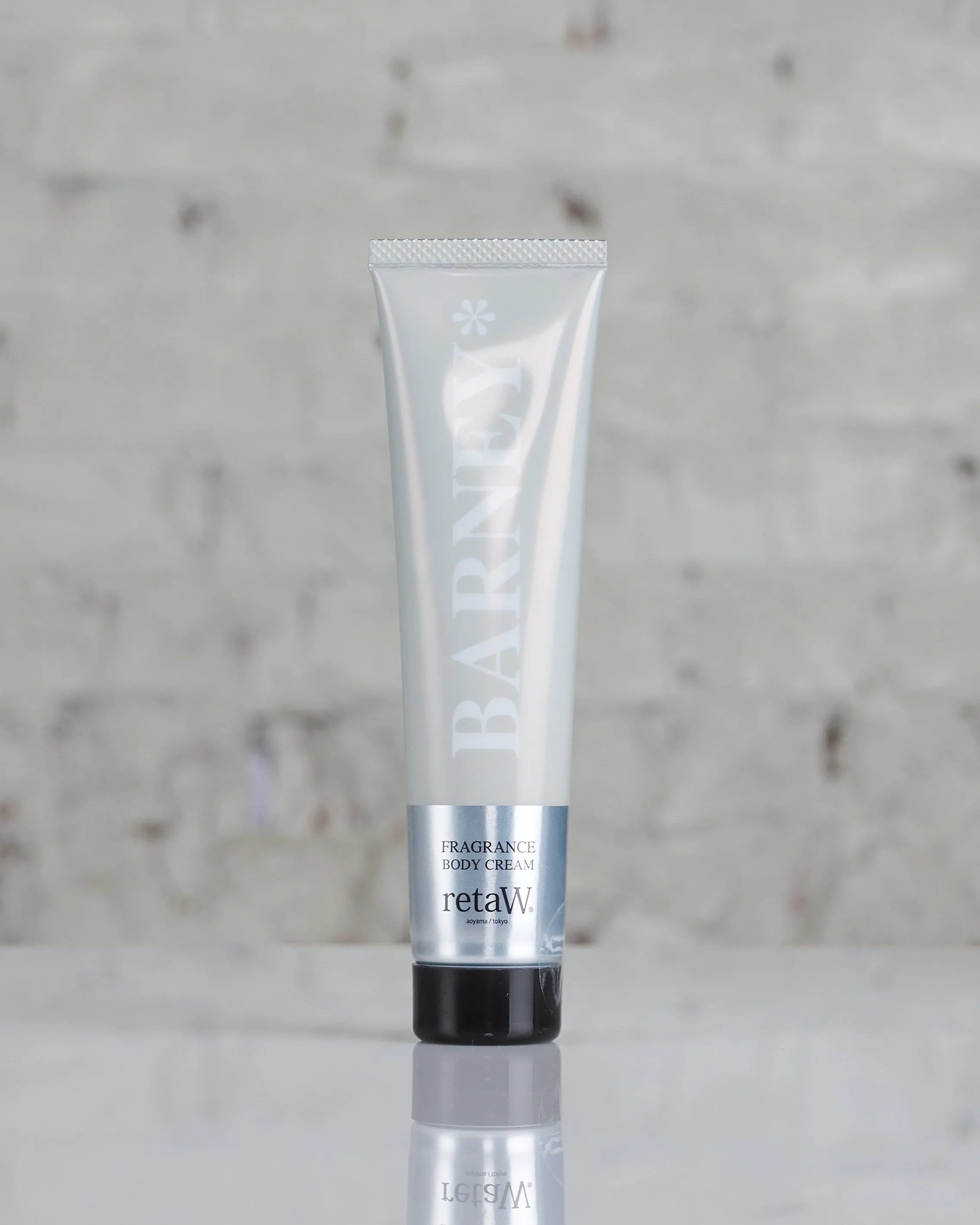 retaW Body Cream BARNEY