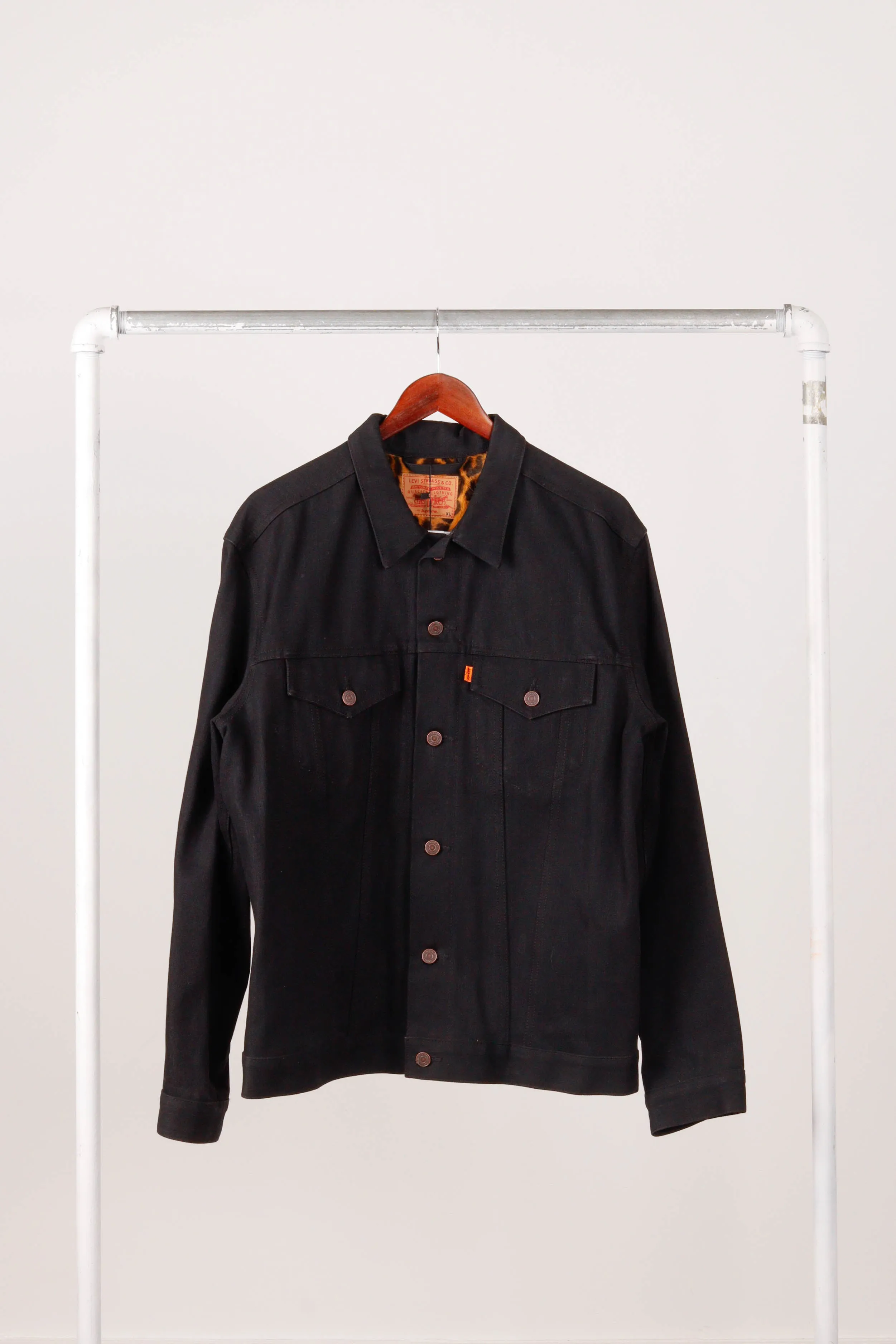 Supreme x Levis FW12 'Selvedge Denim' Leopard Trucker Jacket Black (2012)