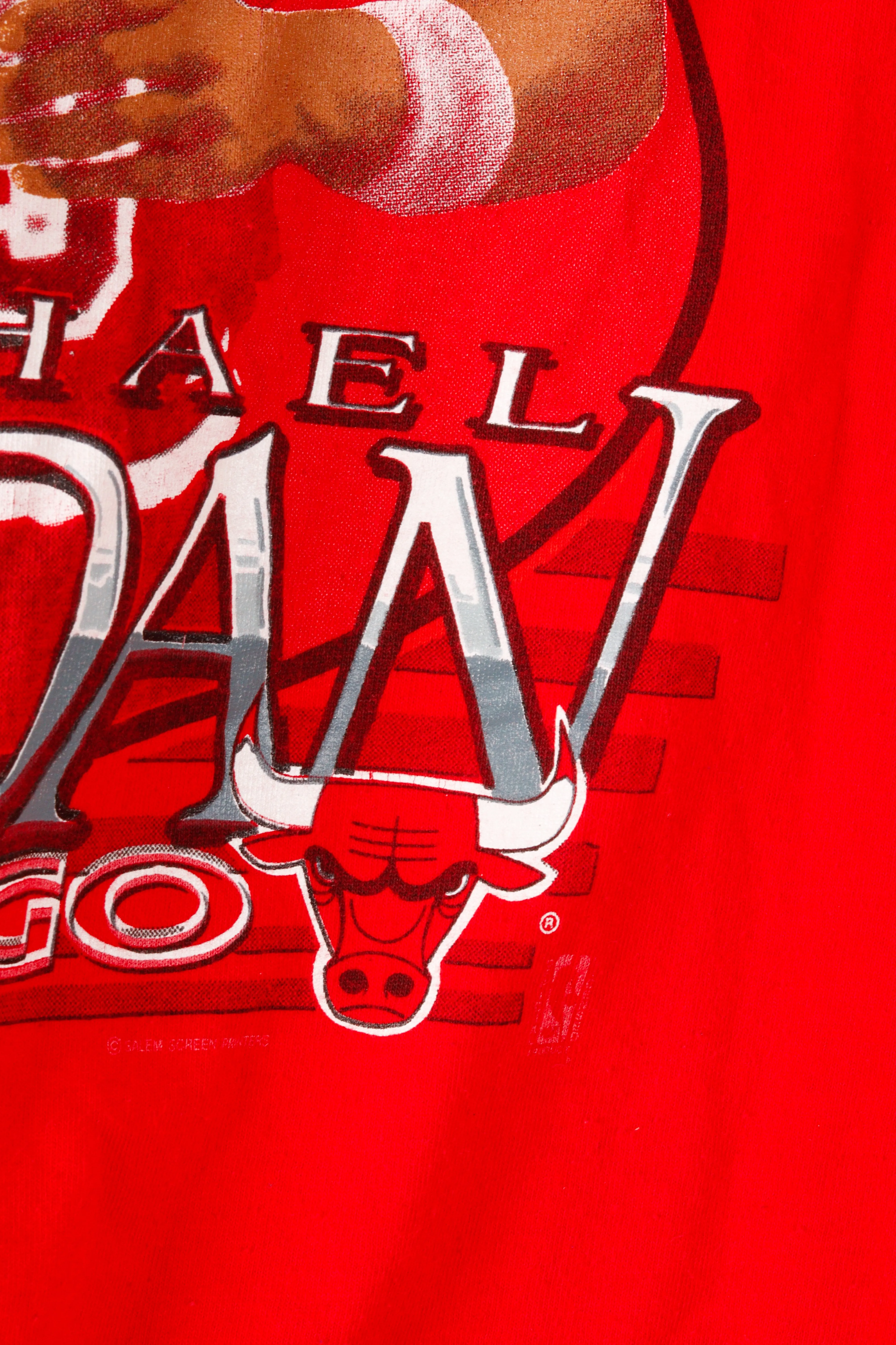 Vintage 1990 Chicago Bulls 'Michael Jordan Photo Graphic' T-Shirt Red [Large]