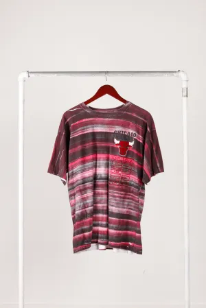 Vintage 90's Magic Johnson 'Chicago Bulls Striped Gradient' T-Shirt